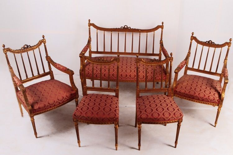 Antico salotto francese del 1800 stile Luigi XVI in legno dorato