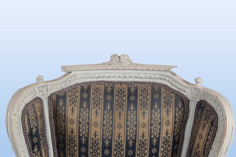 Coppia di antiche poltrone francesi stile Luigi XVI in legno laccato
