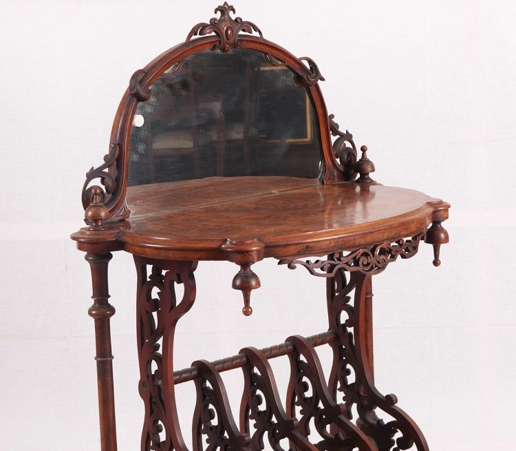 Antico Canterbury inglese del 1800 in radica di noce