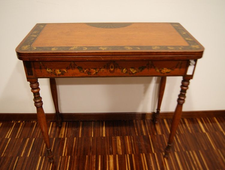 Antico tavolo da gioco stile Sheraton con pitture del 1800 inglese
