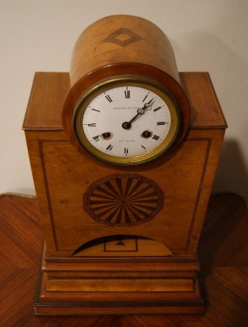 Pendule Biedermeier autrichienne antique de 1800 - Horloge de table