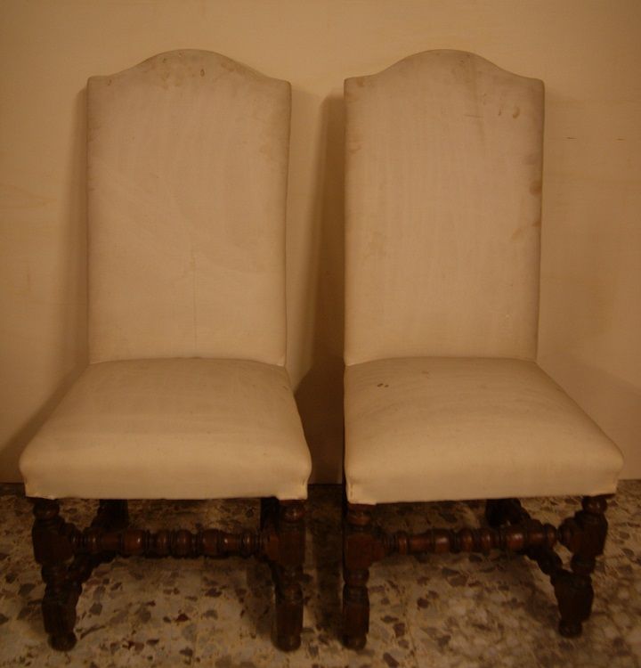 Antiche sedie a rocchetto italiane del 1700 in noce