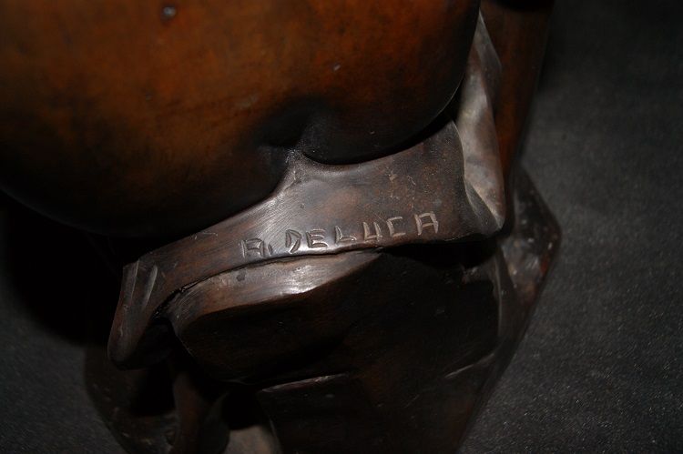 Antica scultura in bronzo di A. De Luca