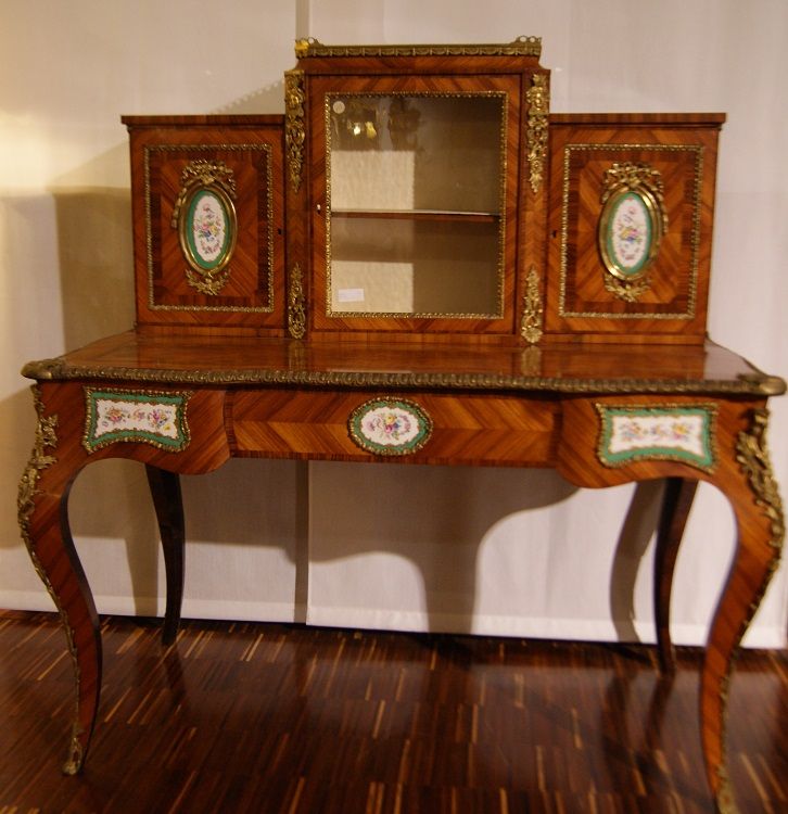 Antico scrittoio bonheur du jour stile Luigi XV con bronzi e Sevres