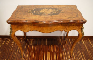 Table à jeux console de style Louis XV des années 1800 avec marqueteries