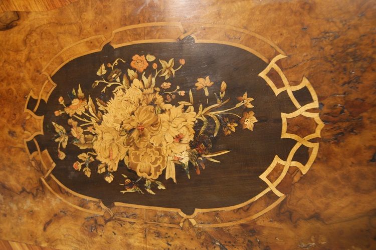 Tavolino da gioco consolle stile Luigi XV del 1800 con intarsi
