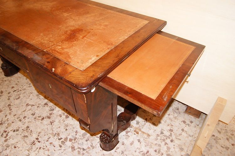 Antica scrivania francese del 1800 stile Direttorio in mogano
