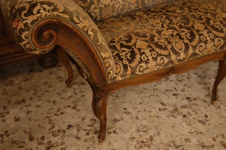 Antico divano italiano del 1800 stile Luigi XV