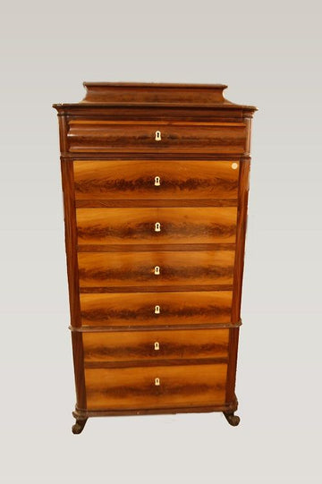 Biedermeier chest of drawers in blond mahogany feather
