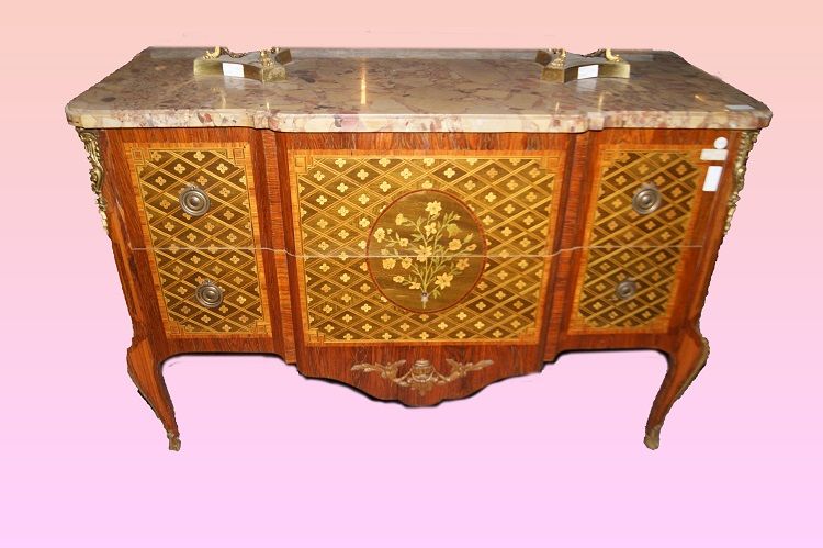 Antico comò del 1800 Luigi XV intarsiato con bronzi e marmo