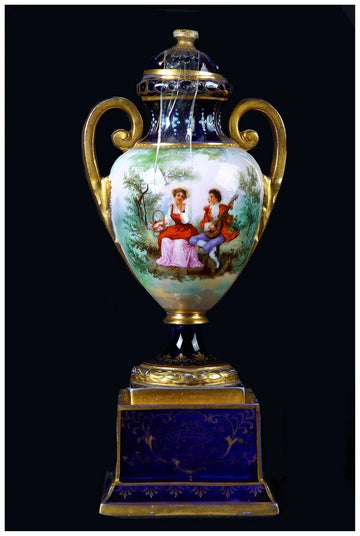 Petit vase ancien en porcelaine du 19ème siècle, fabriqué à Vienne