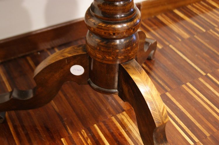 Antico tavolino sorrentino del 1800