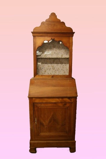 Kleine Vitrinenschrank mit Aufsatz