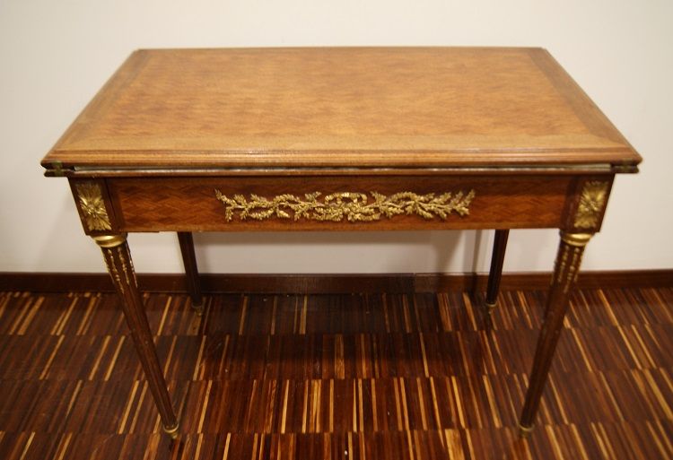 Antico tavolino da gioco francese del 1800 con bronzi