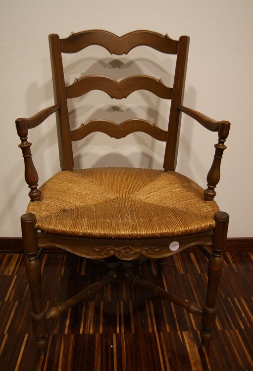 Coppia di antiche poltroncine incannate del 1800