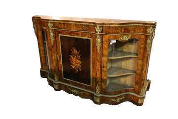 Beautiful Louis XV sideboard in inlaid briar and with bronzes