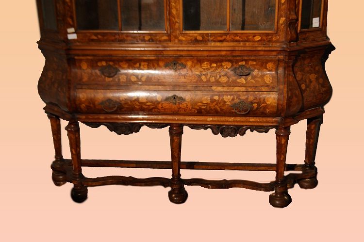 Importante Vetrina antica olandese del 1700 intarsiata