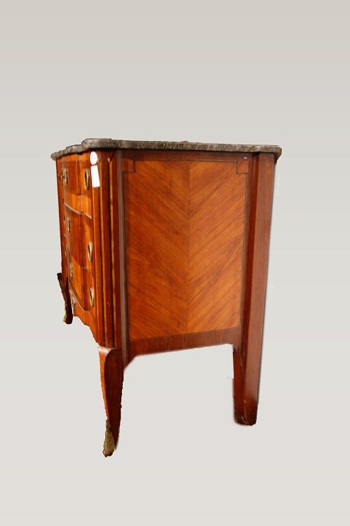 Comò francese del 1800 stile Transizione in mogano e bois de rose