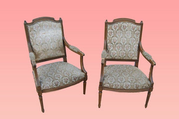 Antique Louis XVI armchairs in walnut wood - From 1800