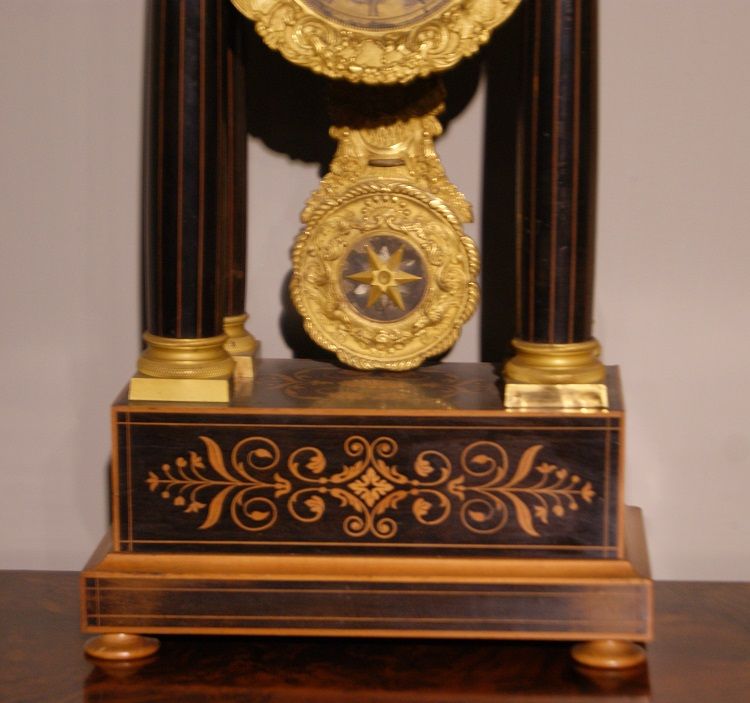 Antico orologio da tavolo del 1800 Carlo X intarsiato 