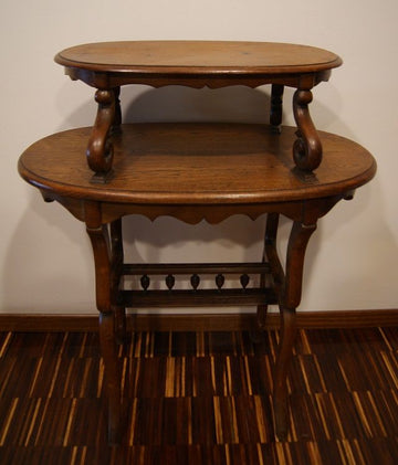 2-storey coffee table in oak
