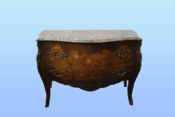 Commode française ancienne de style Louis XV de 1800 avec marqueterie