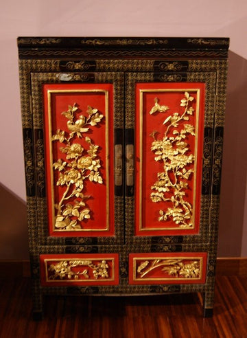 Antico credenzino cinese laccato nero rosso oro e fiori
