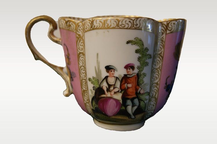 Tazza in porcellana del 1800 Meissen con marchio