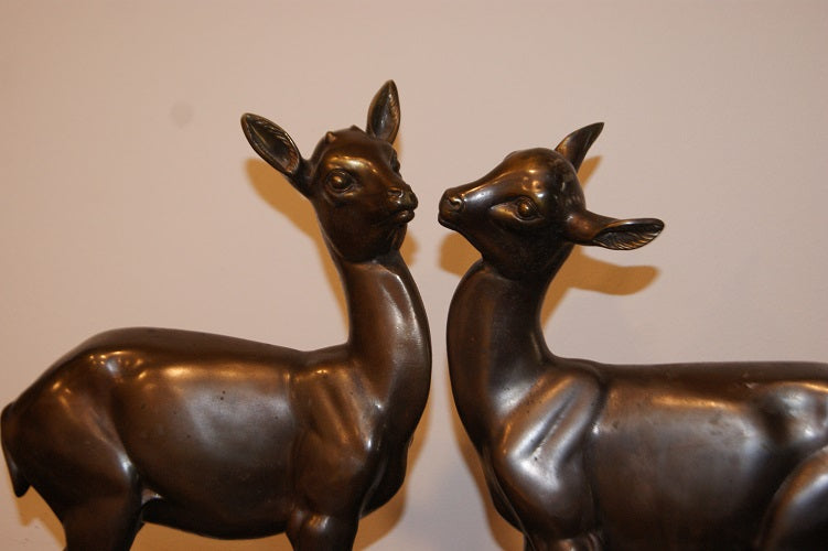 Scultura in bronzo Decò francese di inizio 1900 coppia di cervi con base marmo