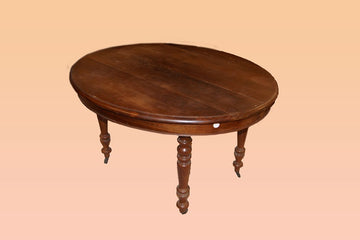Table ovale à rallonge de style Louis Philippe datant des années 1800