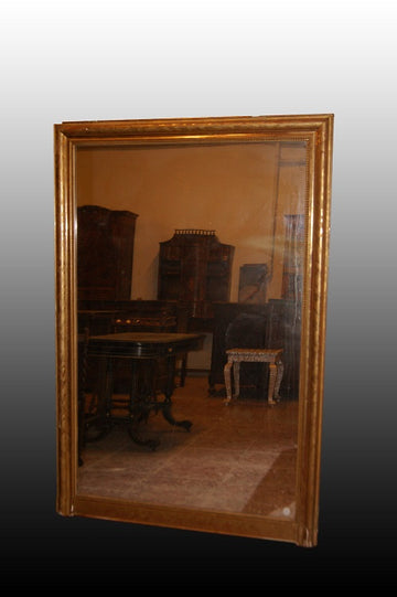 Grand miroir français de style Louis XVI en bois doré