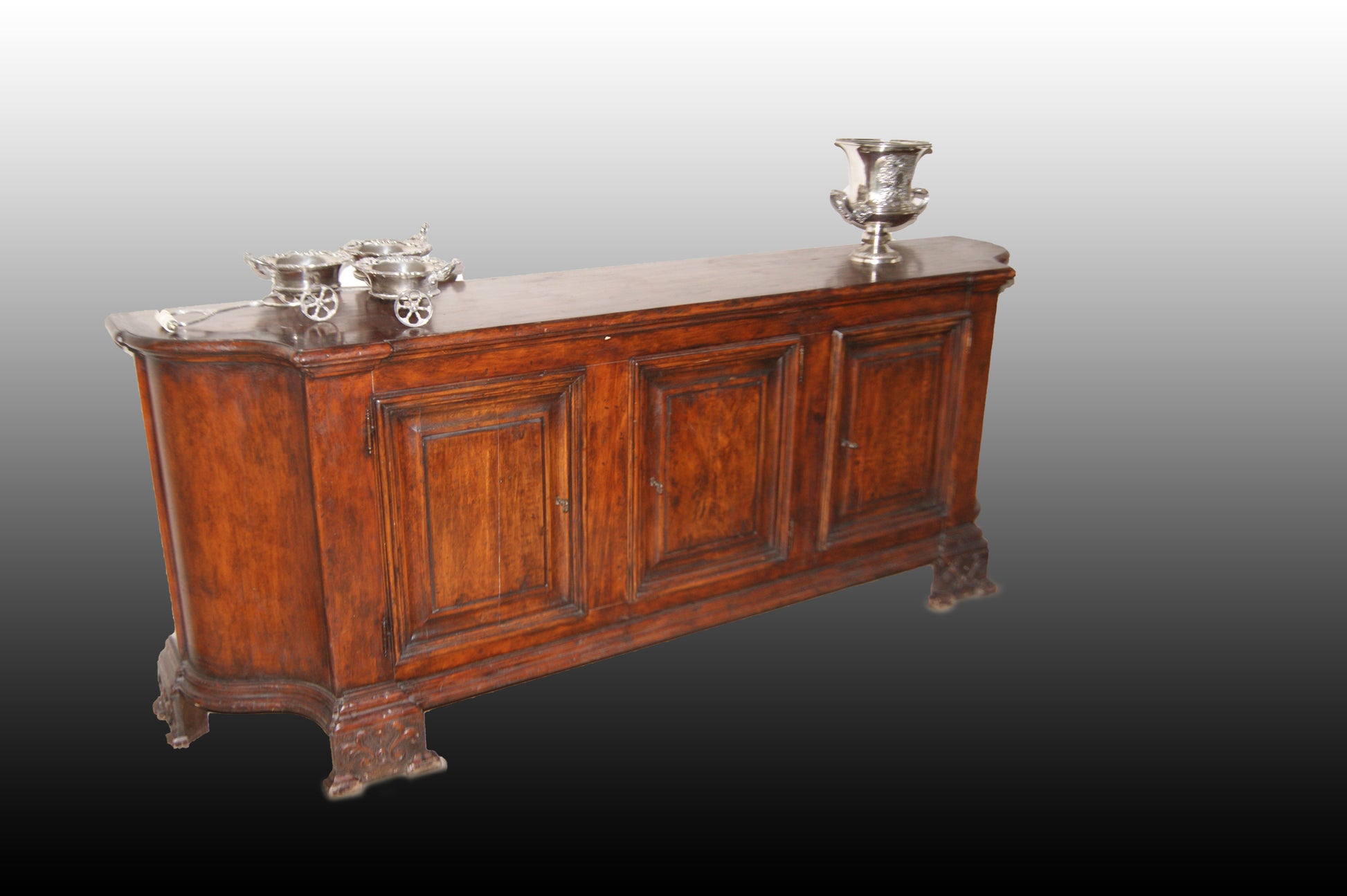 Credenza italiana di metà 1900 stile Luigi XIV