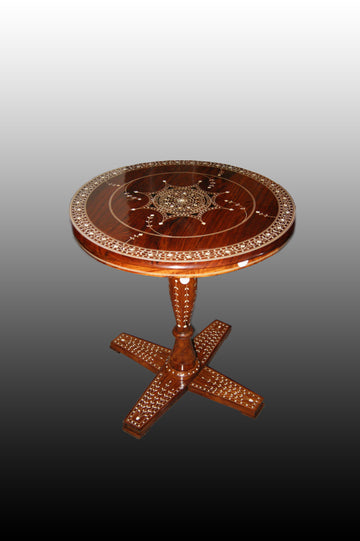 Magnificent 19th century side table with English ivory with an oriental taste. Restored