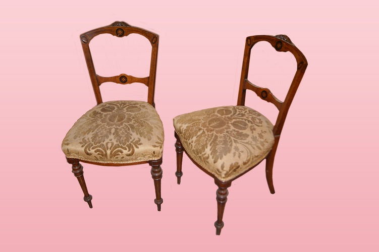 Gruppo di 4 sedie inglesi stile Vittoriano in legno di noce