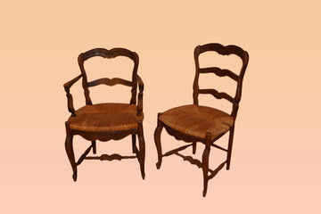 Groupe de 4 chaises Provenzale avec 2 fauteuils à pans coupés en noyer