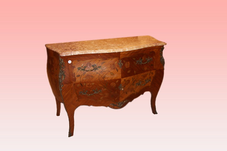 Cassettone francese del 1800 stile Luigi XV riccamente intarsiato in bois de rose