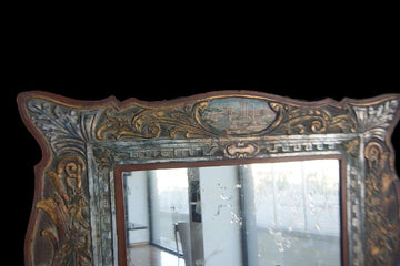 Miroir très particulier de 1900 avec cadre en cuir peint