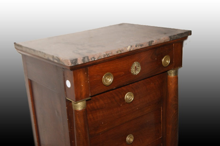 Comoncino francese stile Impero del 1800 in legno di mogano con marmo e bronzi