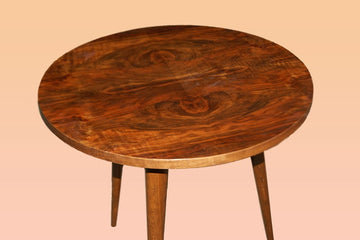 Table basse circulaire de style Decò français du début des années 1900 en bois de noyer