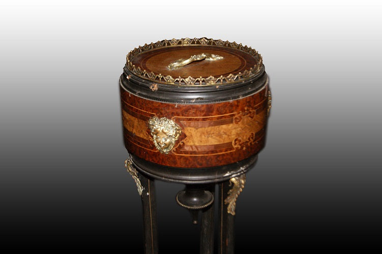 Porta piante francese del 1800 stile Napoleone III in legno ebanizzato ed intarsiato riccamente