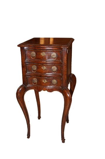 Pair of beautiful French bedside cabinets from the mid 1800s Provençal style