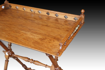 Petite Table à plateau du 19ème siècle en bois de chêne