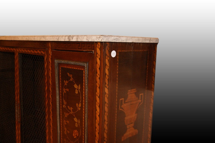 Vetrina 4 porte francese in legno di mogano riccamente intarsiata e con piano in marmo
