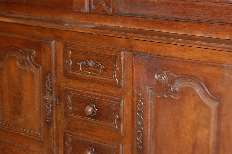 Grande credenza doppio corpo del 1700 francese stile Provenzale in legno di rovere