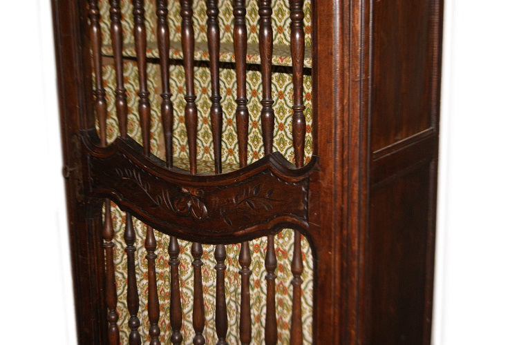 Vetrina portapane francese stile Provenzale in legno di castagno di inizio 1800