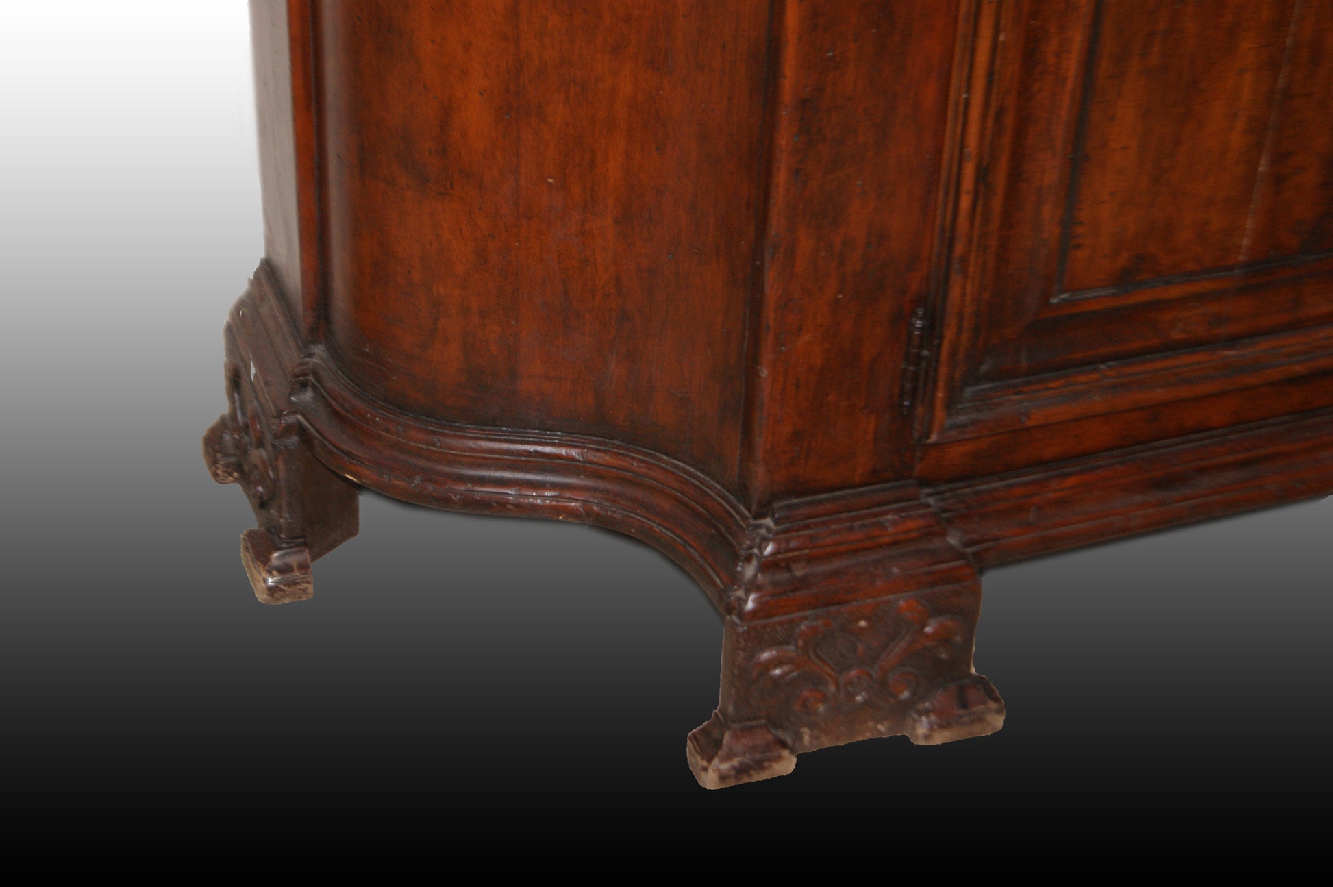 Credenza italiana di metà 1900 stile Luigi XIV