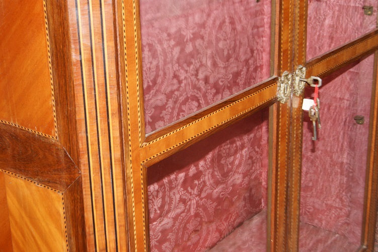 Bellissimo comodino stile Impero francese del 1800 in legno di noce