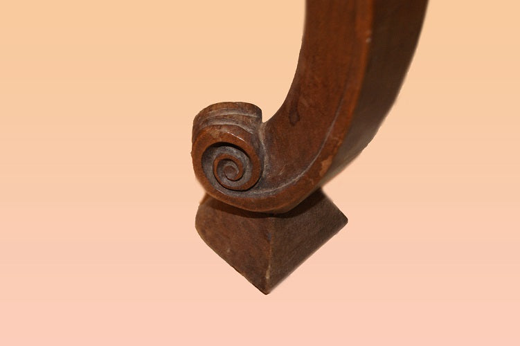 Tavolo Provenzale rettangolare del 1800 in legno di noce con piano parquettato